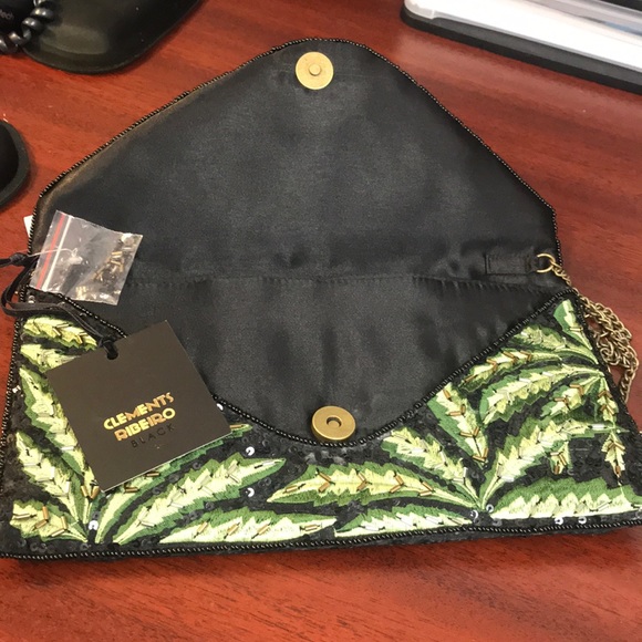 NWT ELEGANT SEQUINED SPARKLING CLUTCH - Picture 6 of 8